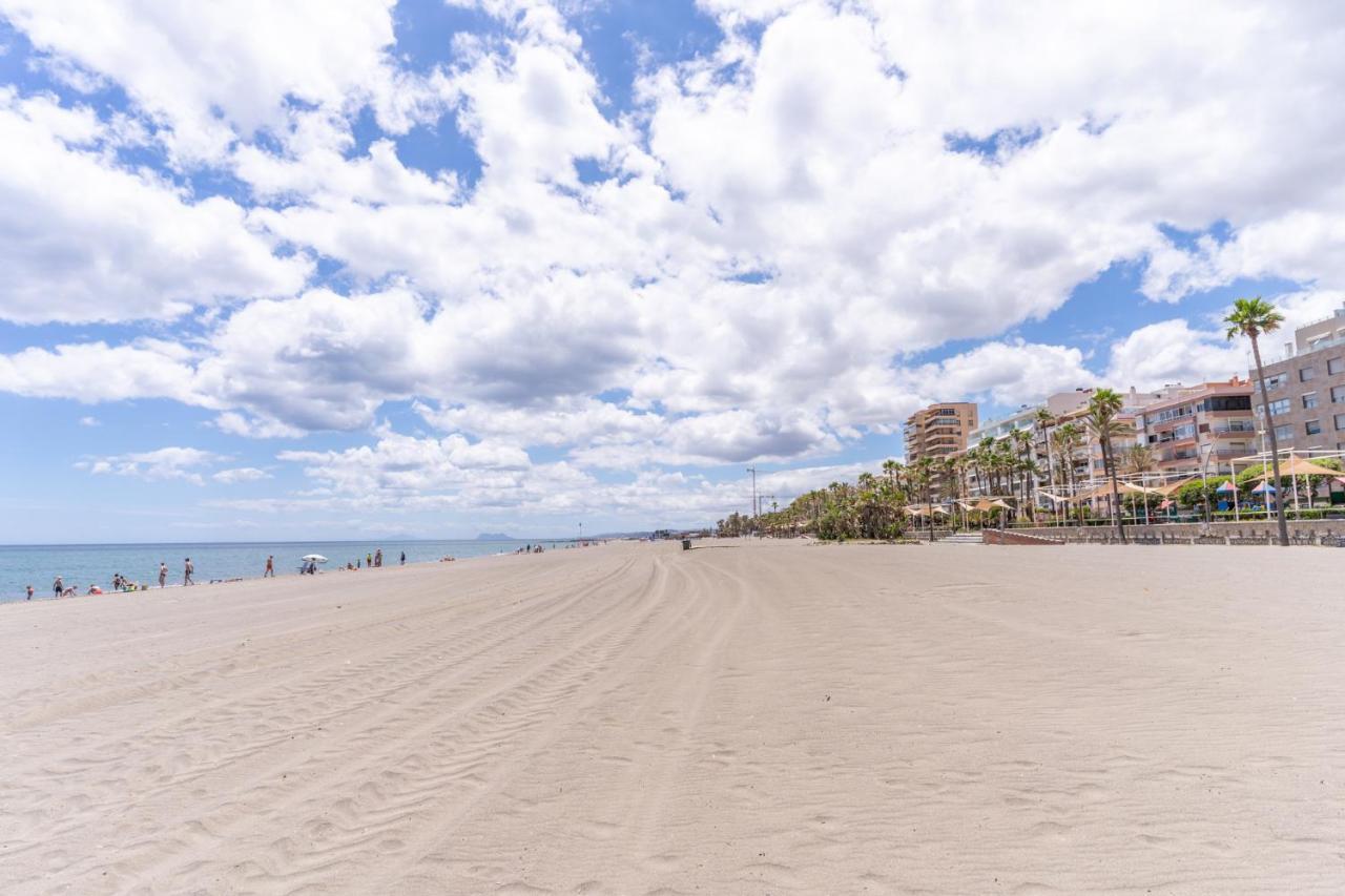 Estepona Beachsideアパートメント エクステリア 写真